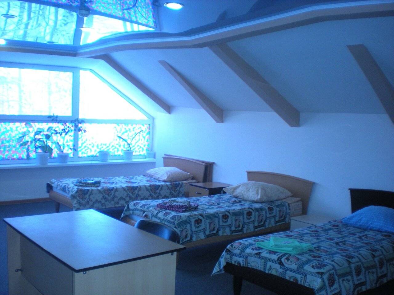 Фотографии номера Кровать в 5-местном общем номере в Гостинице Сибирячка Стрежевой